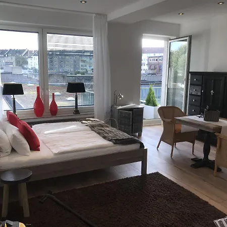 Aparthotel Düsseldorfer Domicil Media Harbour 3*